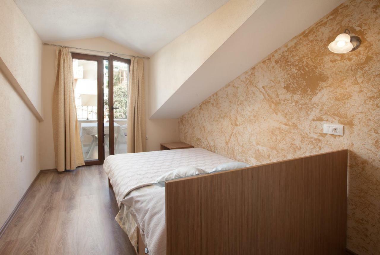 Apartments Kate Makarska Buitenkant foto