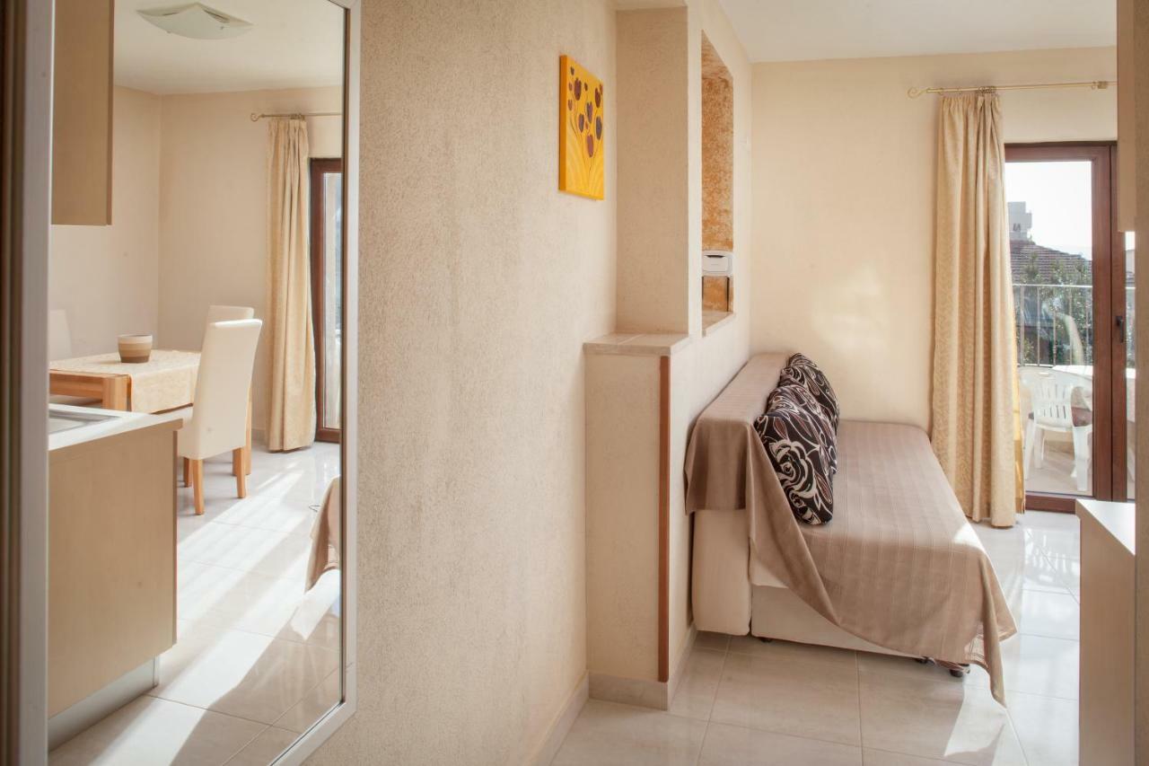 Apartments Kate Makarska Buitenkant foto