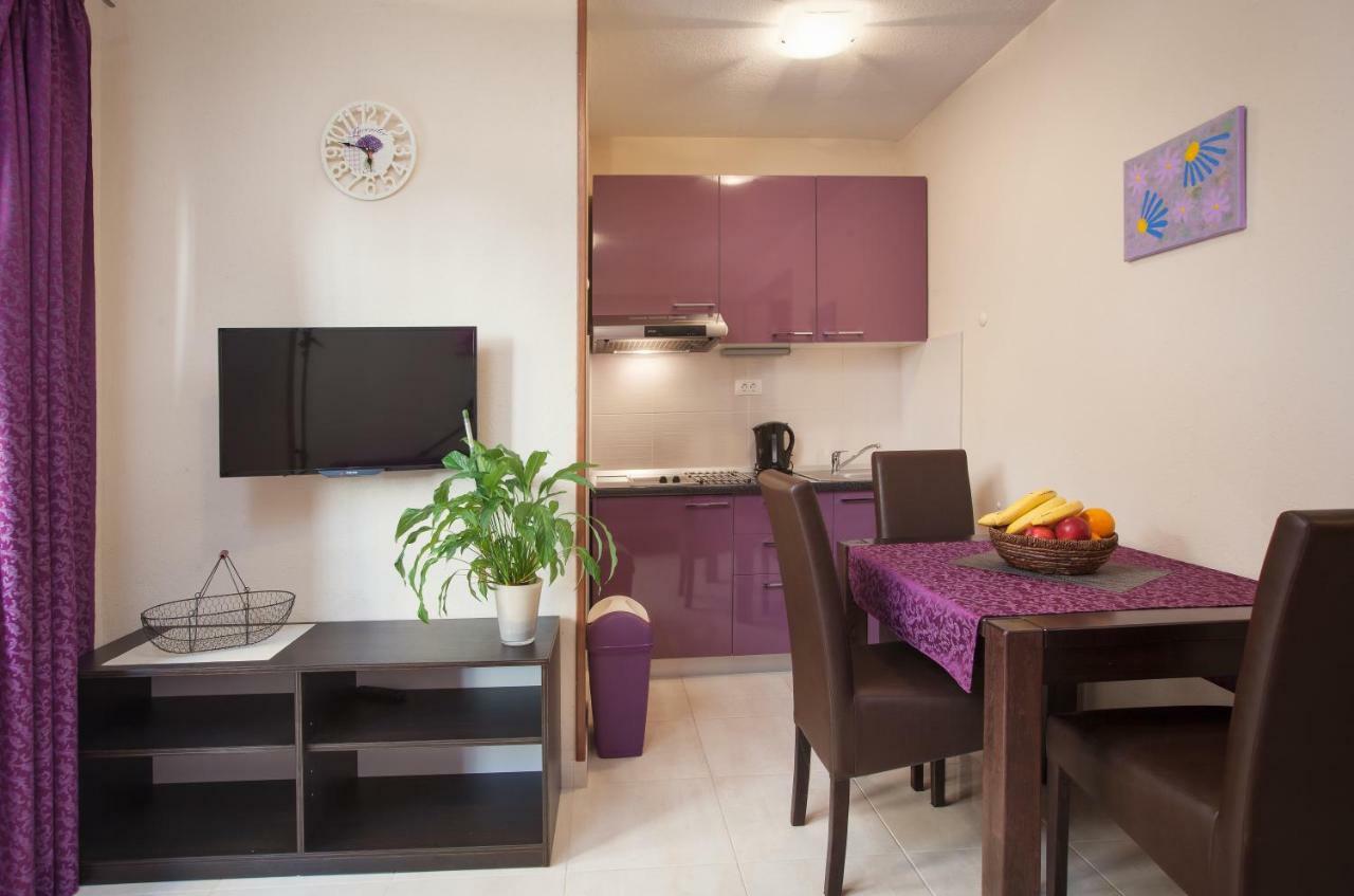 Apartments Kate Makarska Buitenkant foto