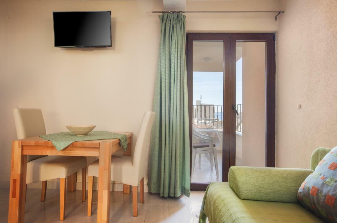 Apartments Kate Makarska Buitenkant foto